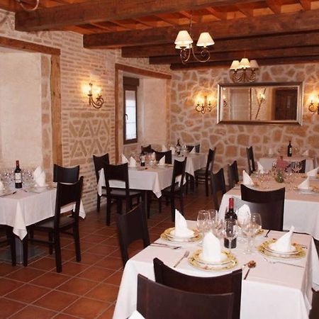 La Casona De Dona Petra Hotel Villarmentero de Campos Eksteriør billede